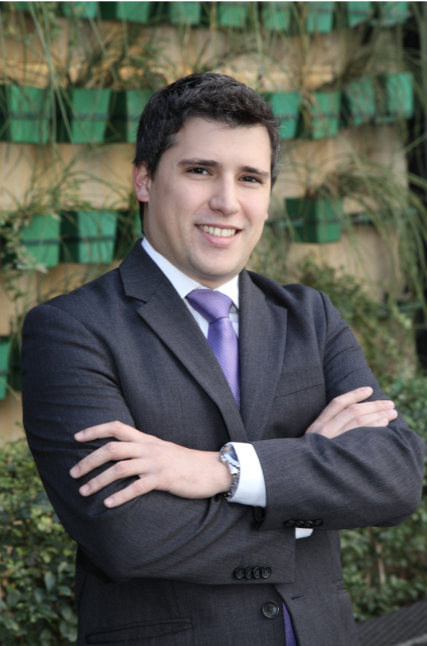 Marcos Ferreira Headshot Image